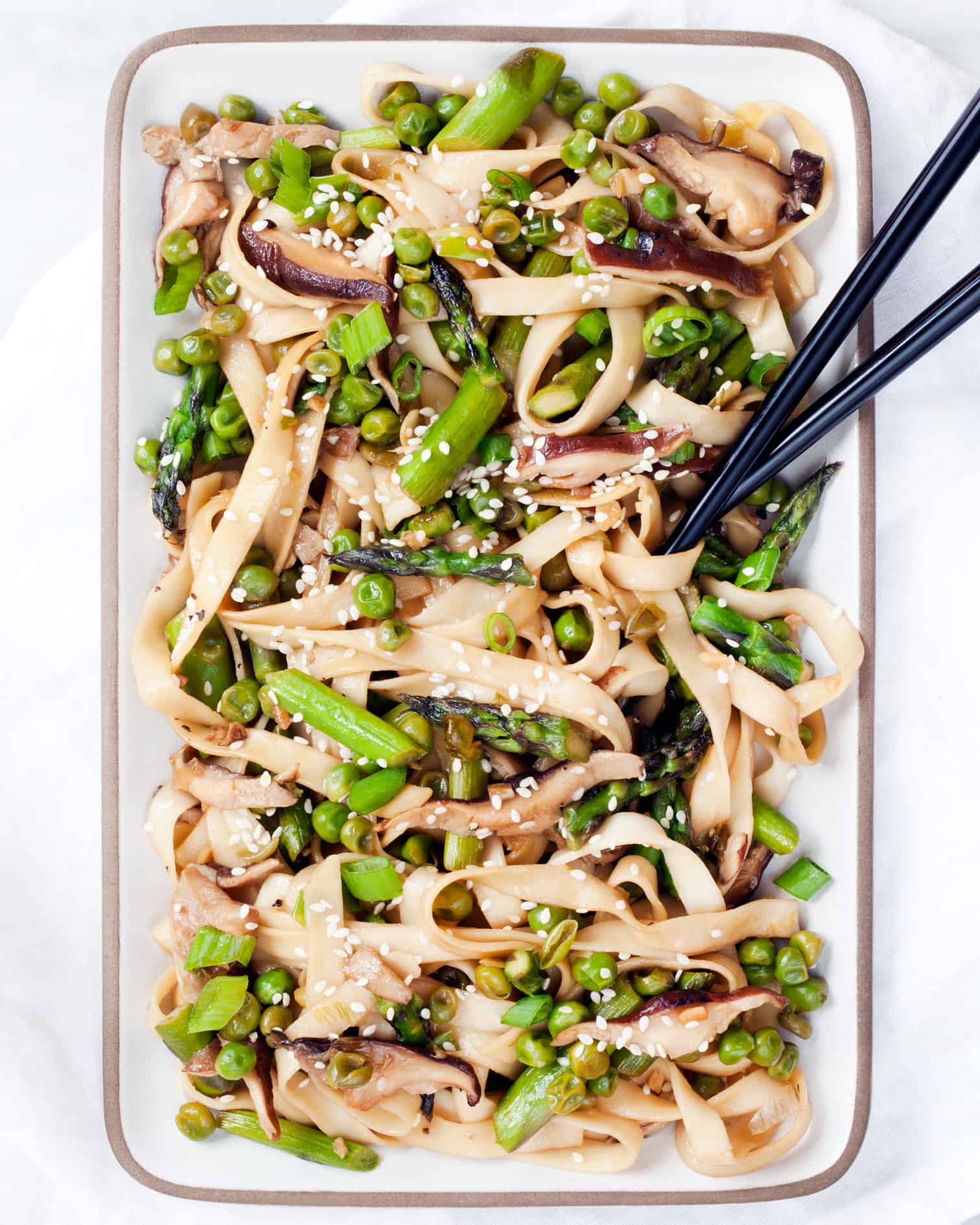 Udon Noodle StirFry with Asparagus, Peas & Mushrooms Last Ingredient