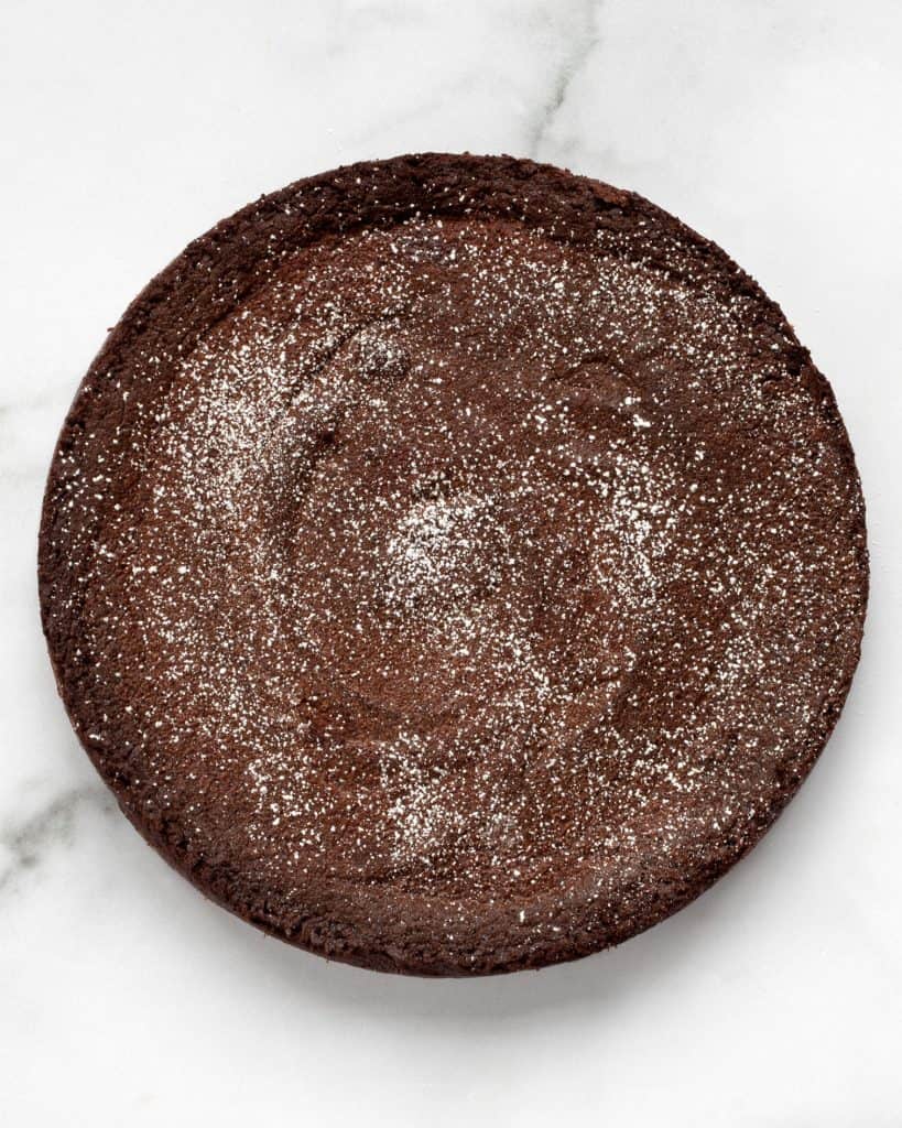 15-Minute Chocolate Cake