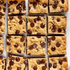 Chewy Chocolate Chip Cookie Bars