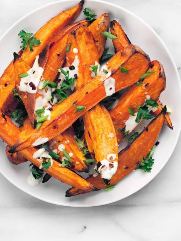 Spicy Honey-Roasted Sweet Potato Wedges