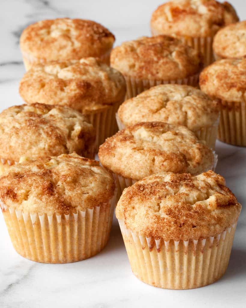 Vegan apple muffins with cinnamon