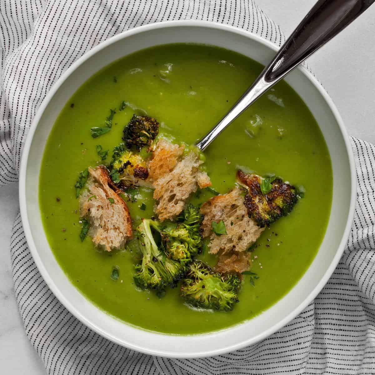 Healthy broccoli soup in a bowl.