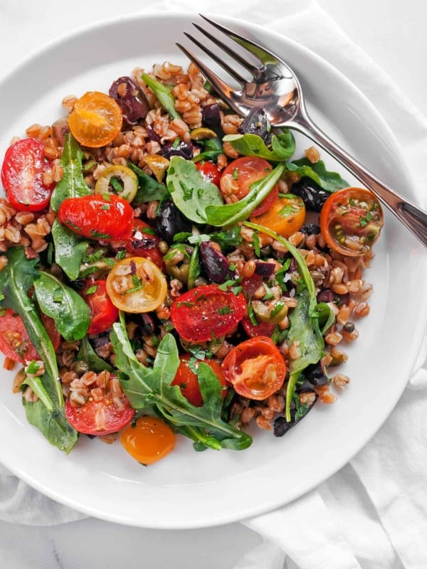 Fresh Tomato Farro Puttanesca