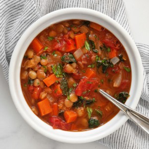 Bowl of green lentil soup.