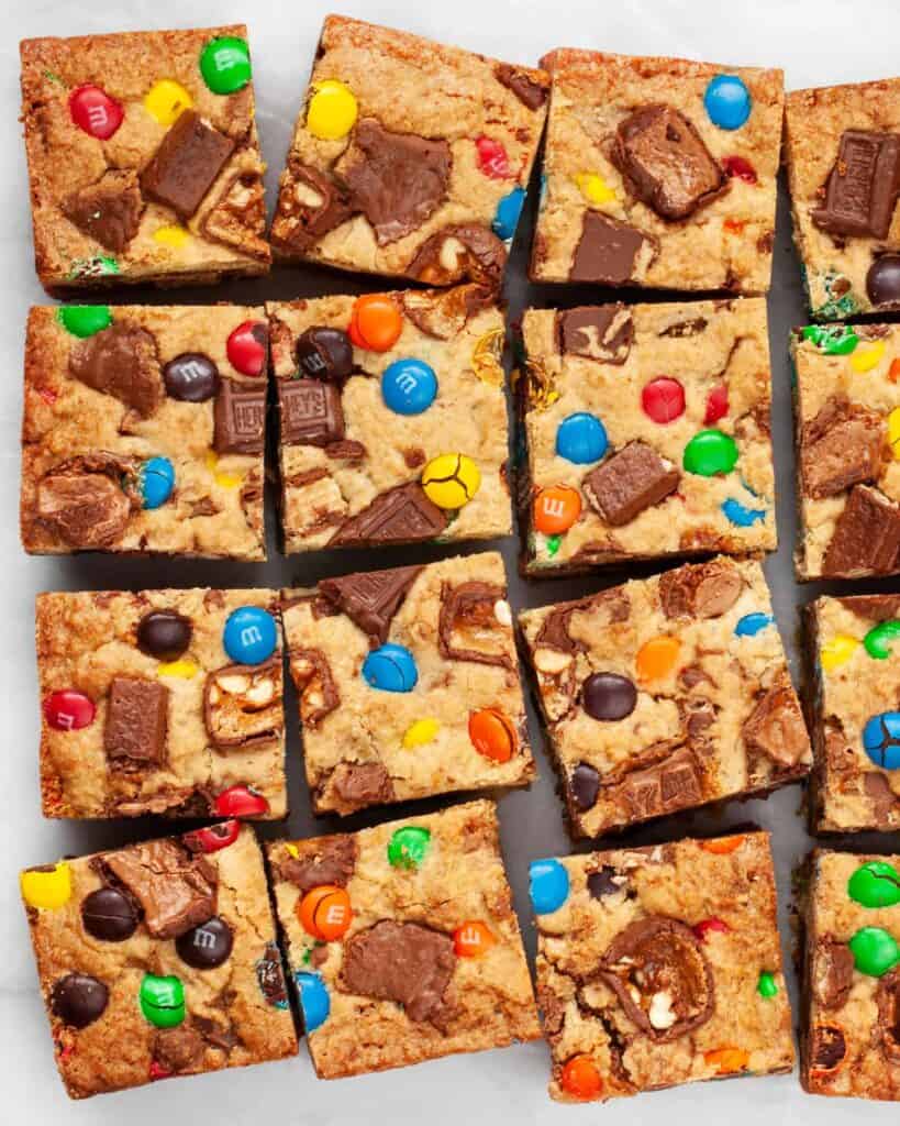 Candy Bar Blondies