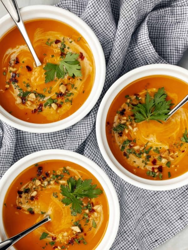 Slow Cooker Curried Butternut Squash Soup