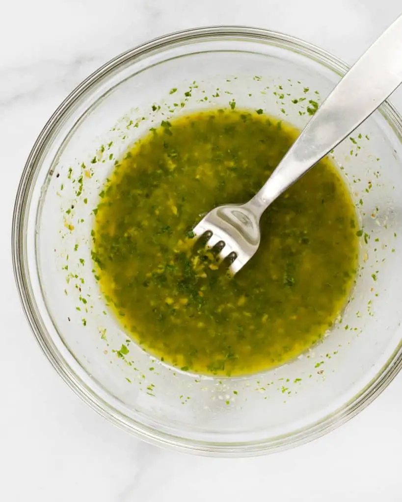 Blackberry Salad with Basil Pesto Vinaigrette