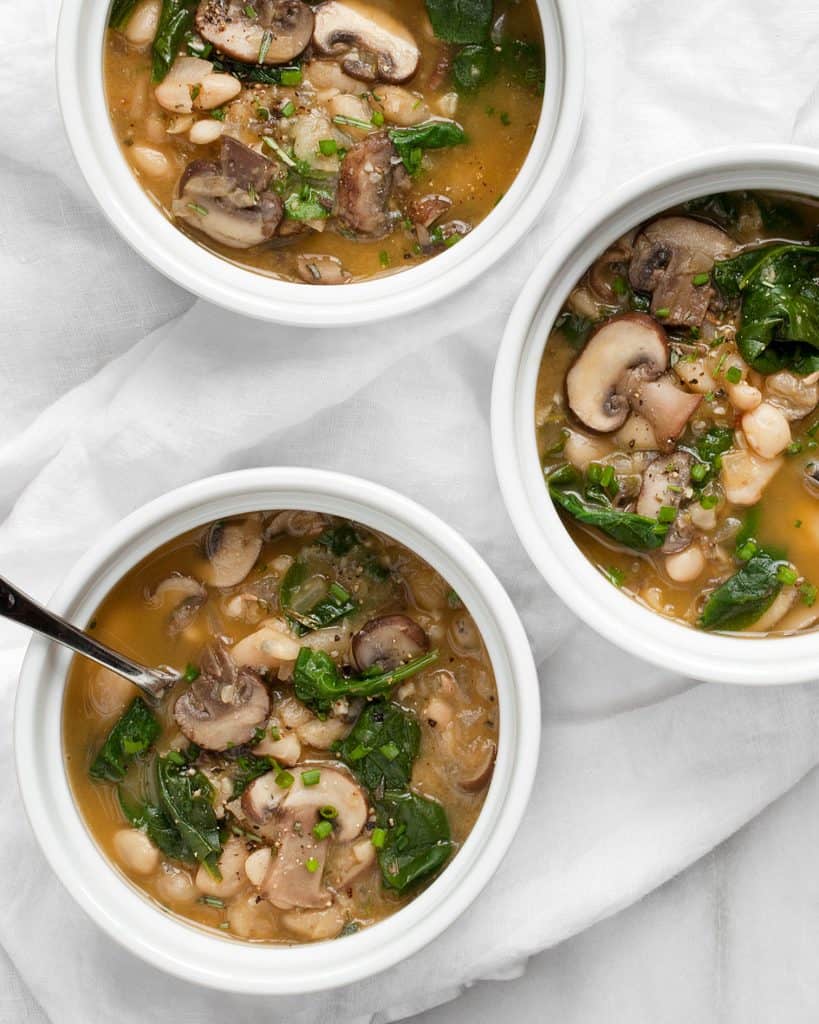 White Bean Mushroom Spinach Soup