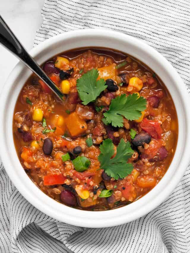 Vegan Quinoa Chili Last Ingredient