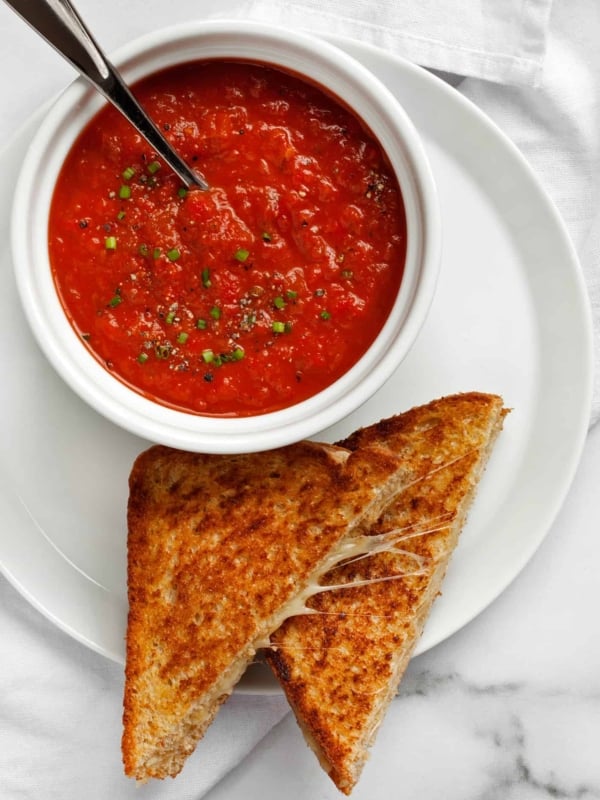 Chipotle Roasted Red Pepper Tomato Soup with Grilled Cheese Sandwich