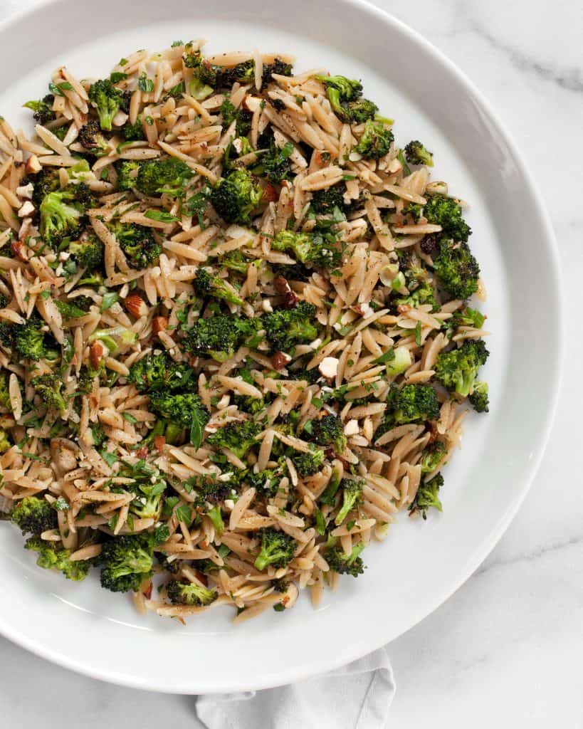 Orzo with broccoli and almonds