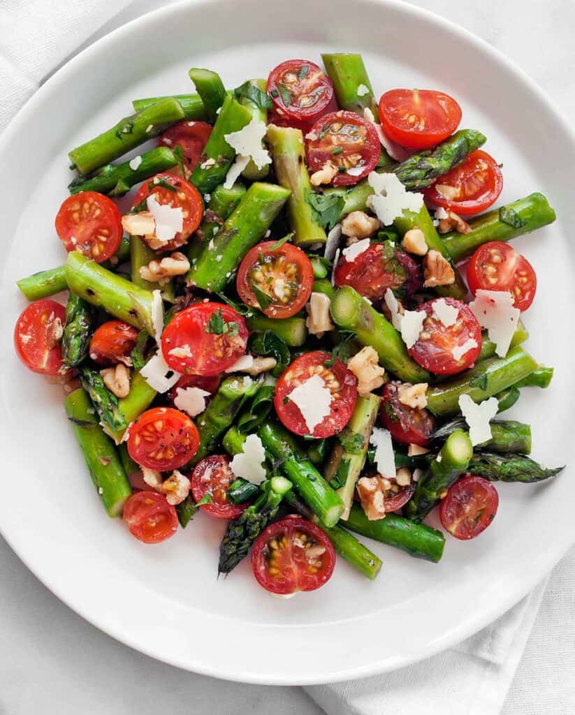 Grilled Asparagus Tomato Salad