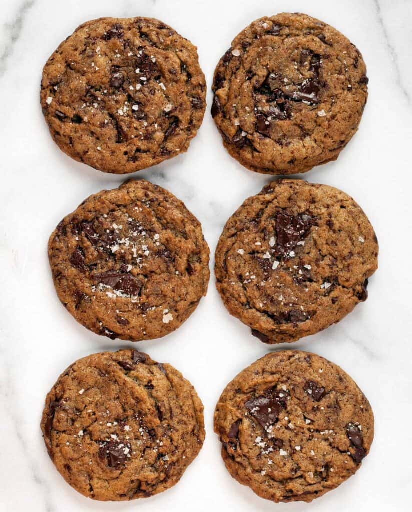 Vegan Cinnamon-Spiced Chocolate Chip Cookies