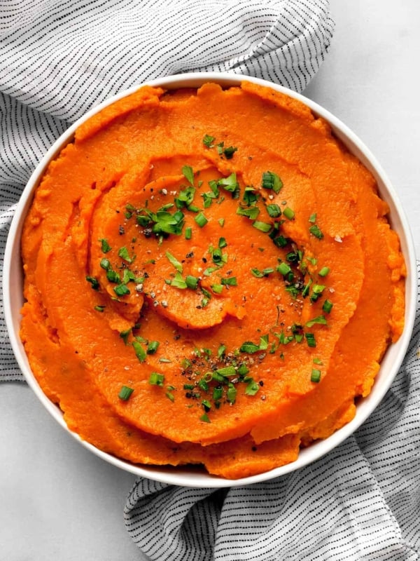 Healthy mashed potatoes in a bowl.