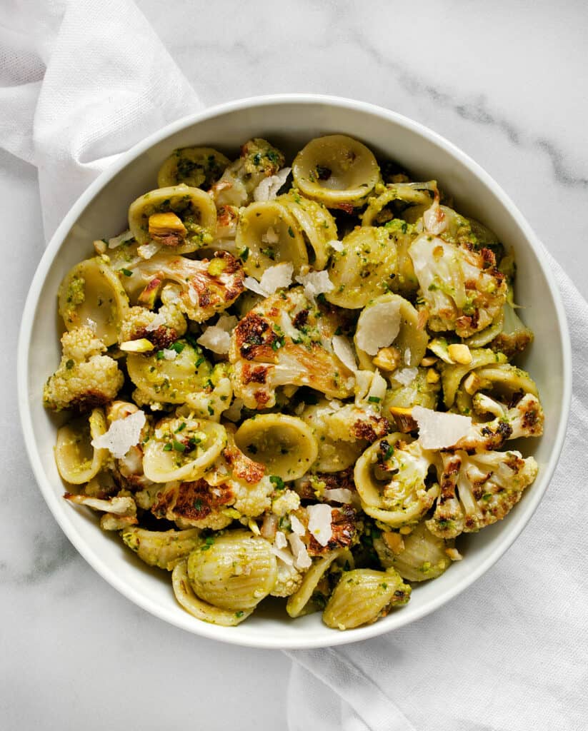 Roasted Cauliflower pasta with spinach pesto