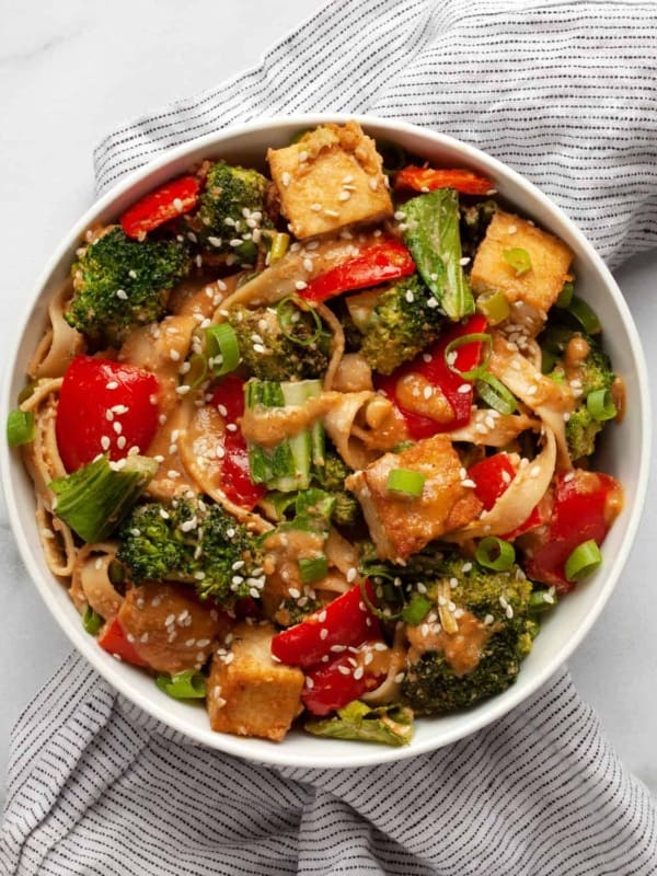 Tofu Vegetable Stir-Fry in a Bowl