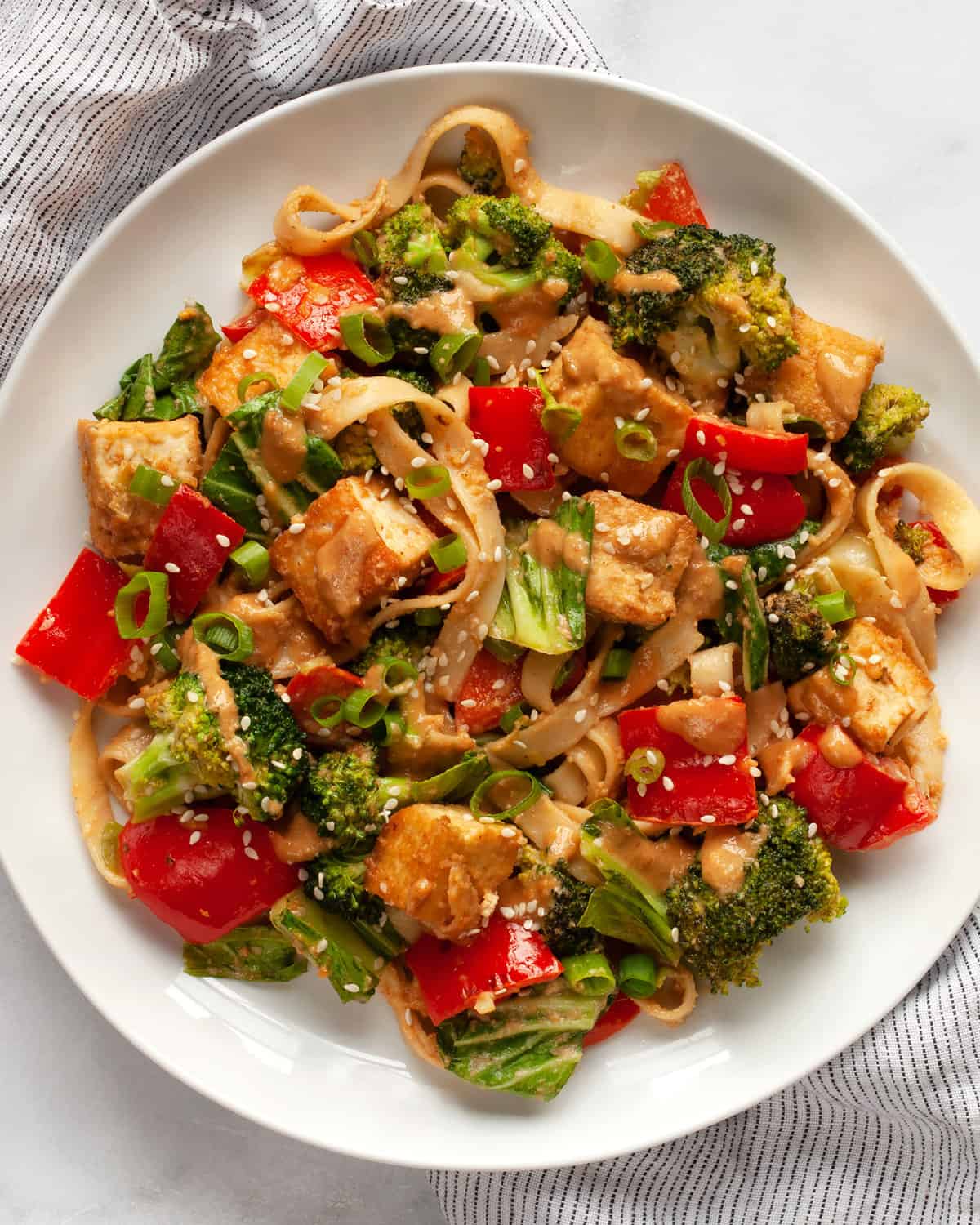 tofu vegetable stir-fry in a plate.