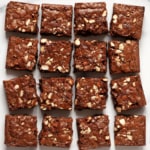 16 brownies cut into squares in 4 rows.