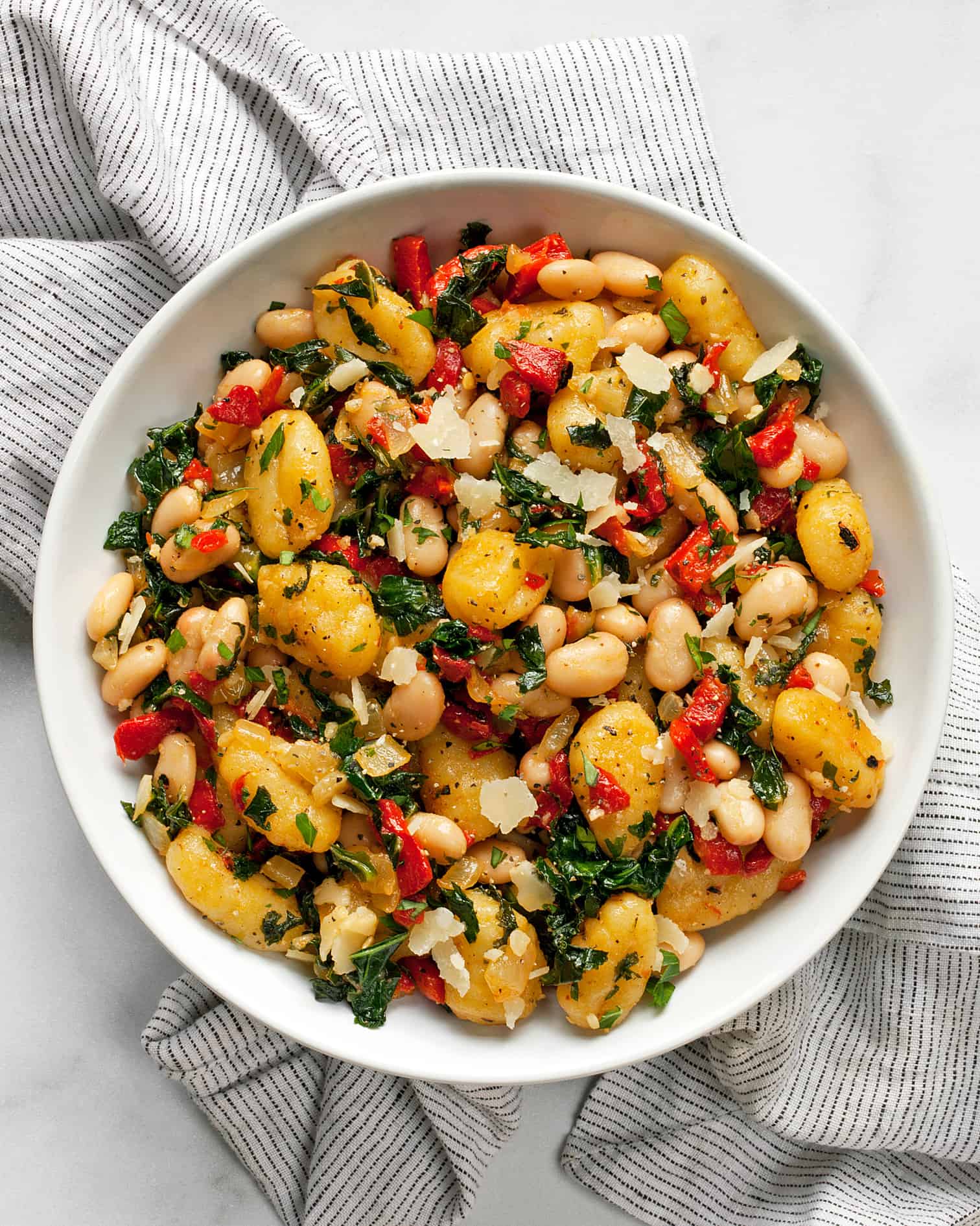 Skillet Red Pepper White Bean Gnocchi