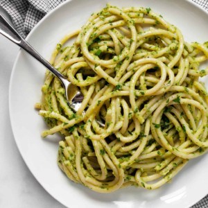 15-Minute Vegan Avocado Pasta