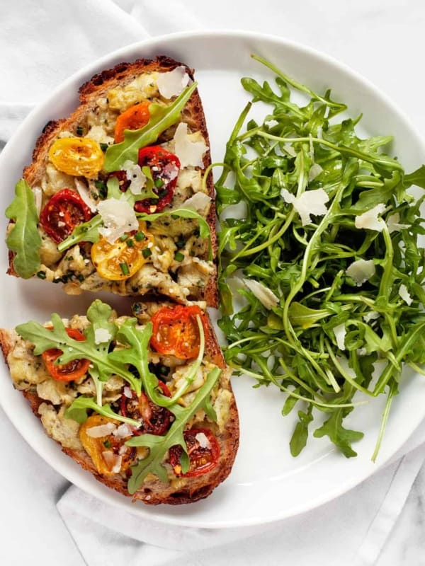 Pesto Eggs with Roasted Tomatoes with a salad