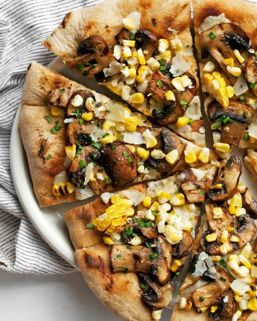 Grilled Mushroom Corn Pizza