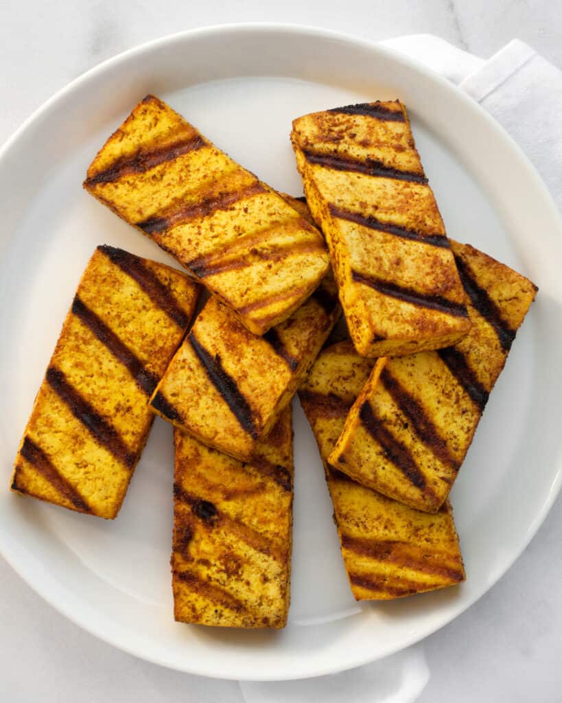 Grilled tofu slices