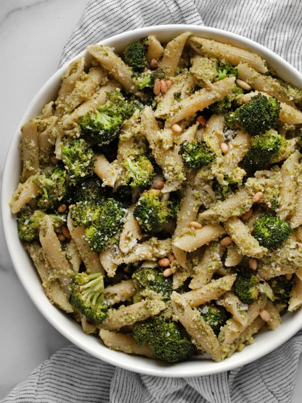Broccoli pesto pasta in a bowl.