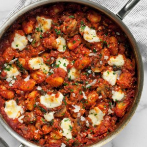 Baked gnocchi in a pan.