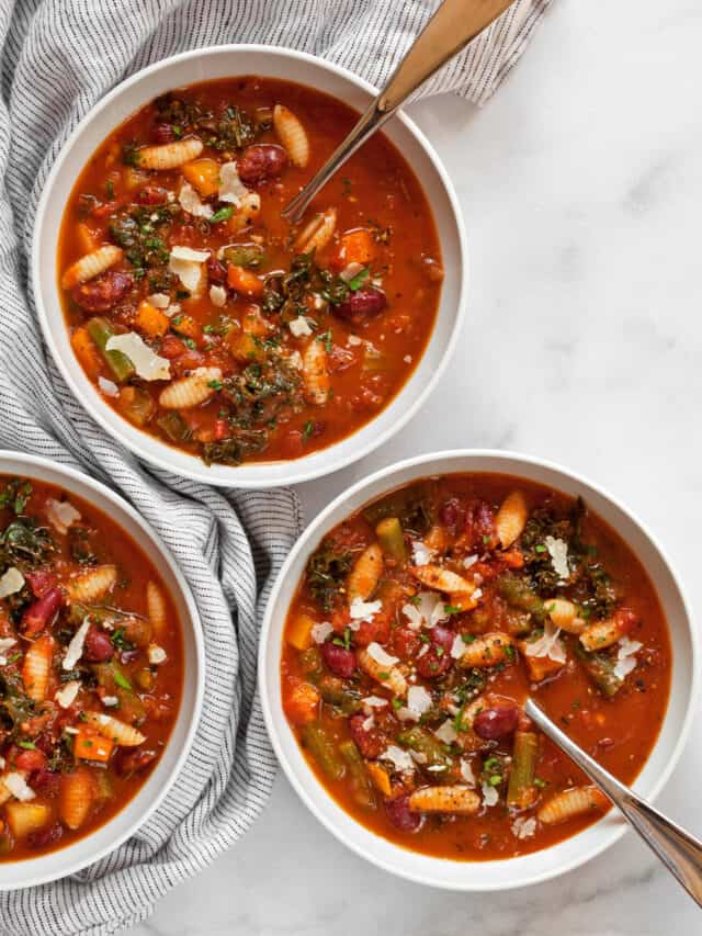 Minestrone Soup with Kale - Last Ingredient