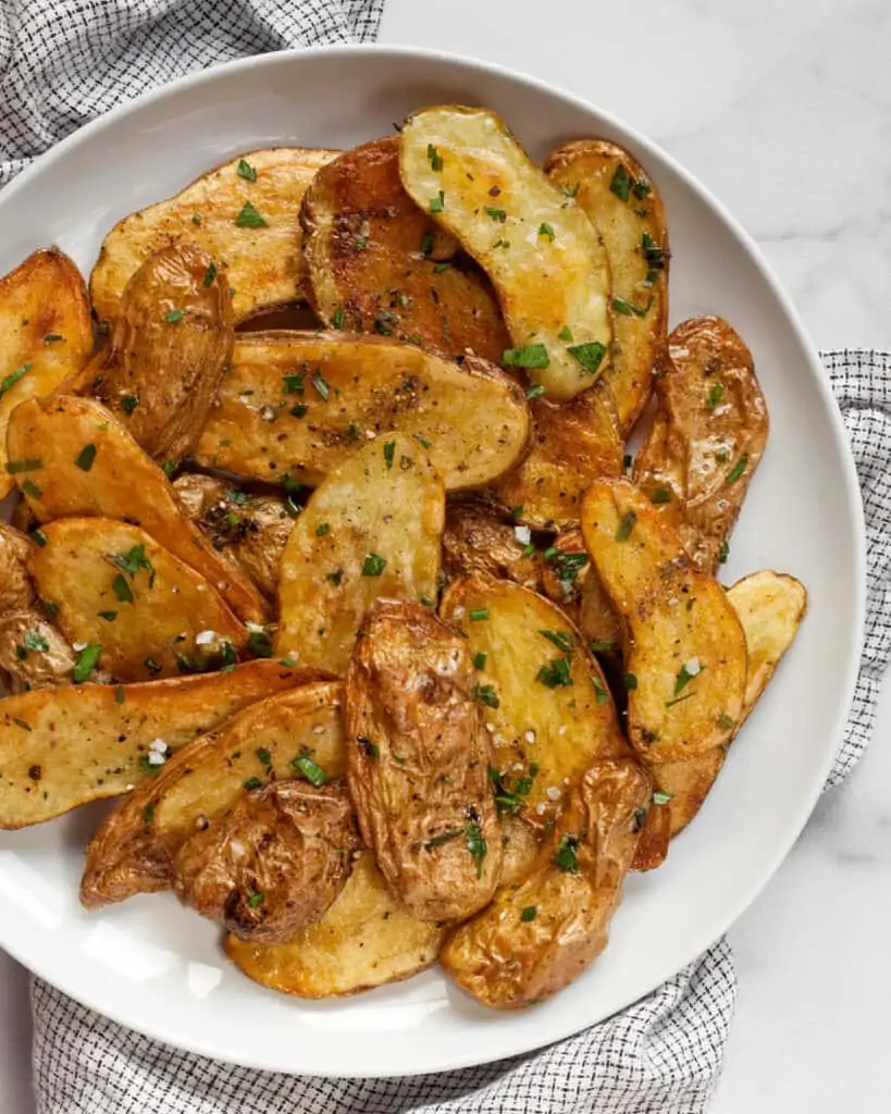 Garlic Herb Roasted Fingerling Potatoes