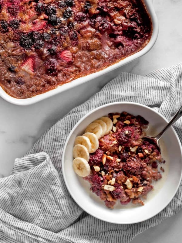 Baked Steel-Cut Oatmeal with Berries