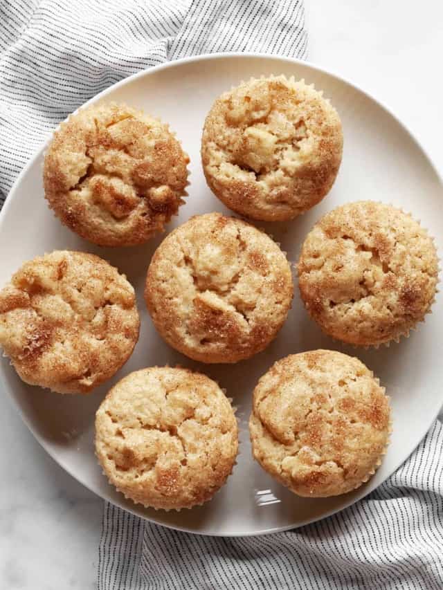Cinnamon Apple Muffins