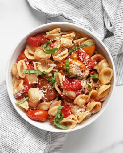 Easy Roasted Tomato Pasta with Garlic & Basil- Last Ingredient