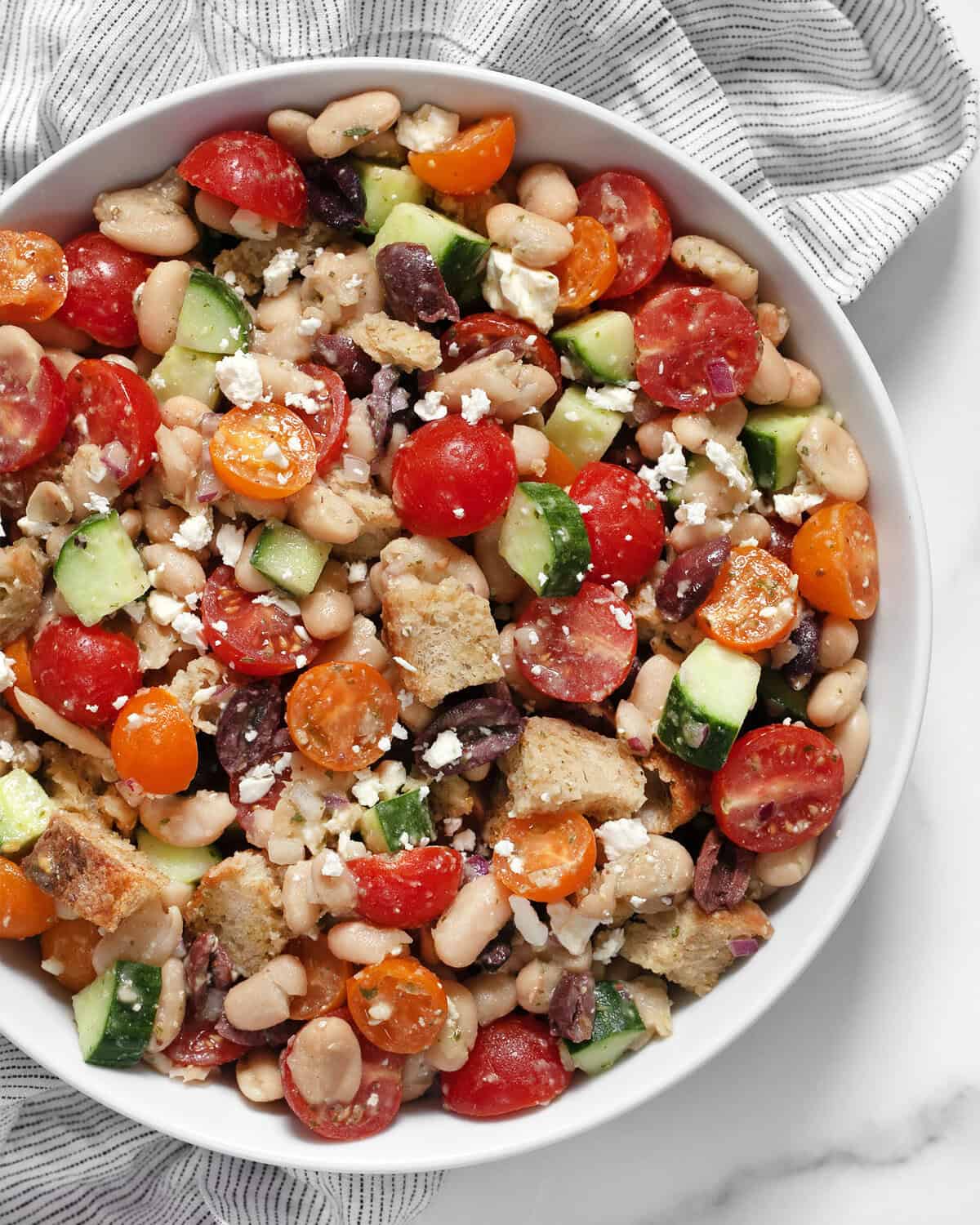 Cannellini bean salad in a bowl.